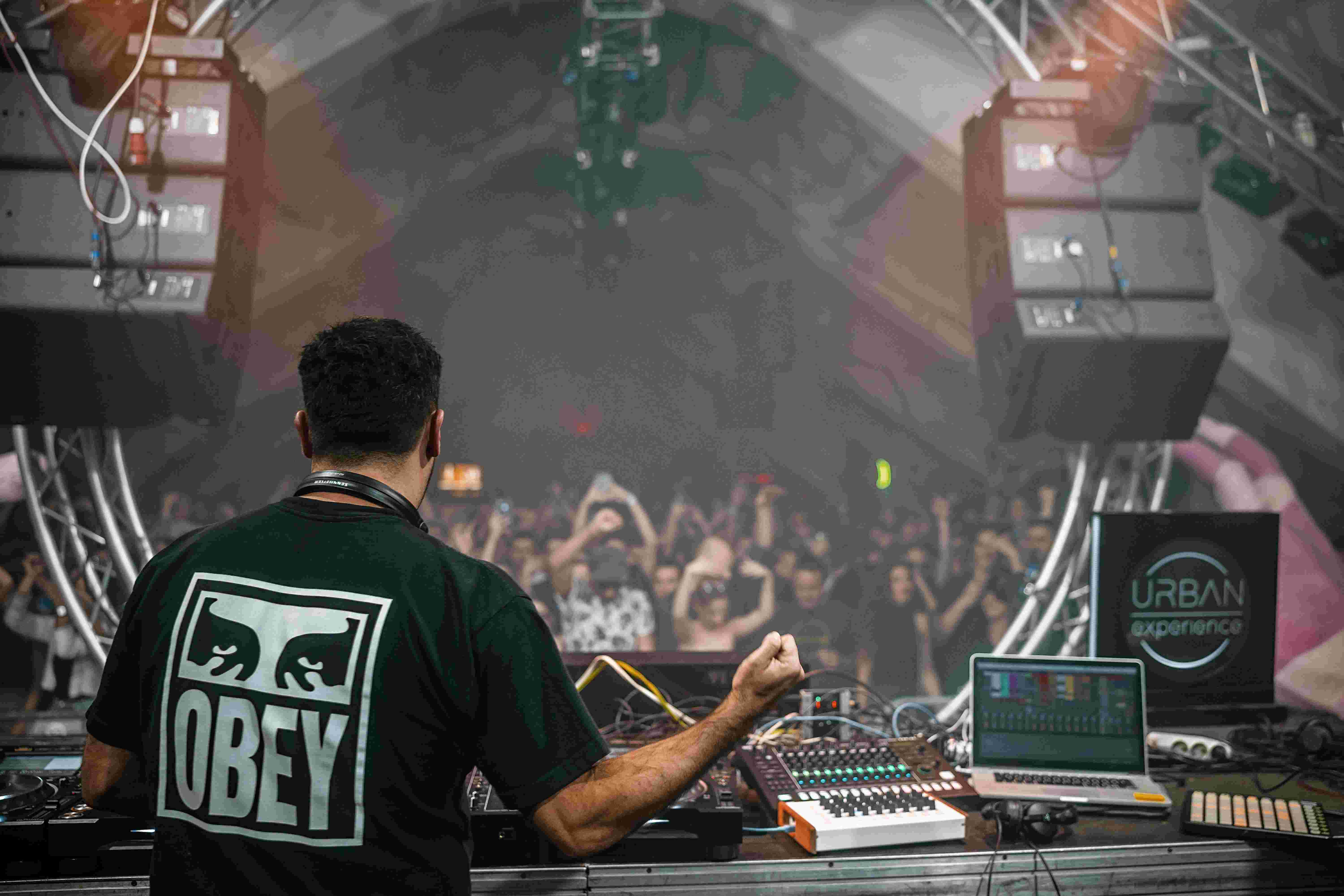 ILLUSIONS-by-EDGE-42-min