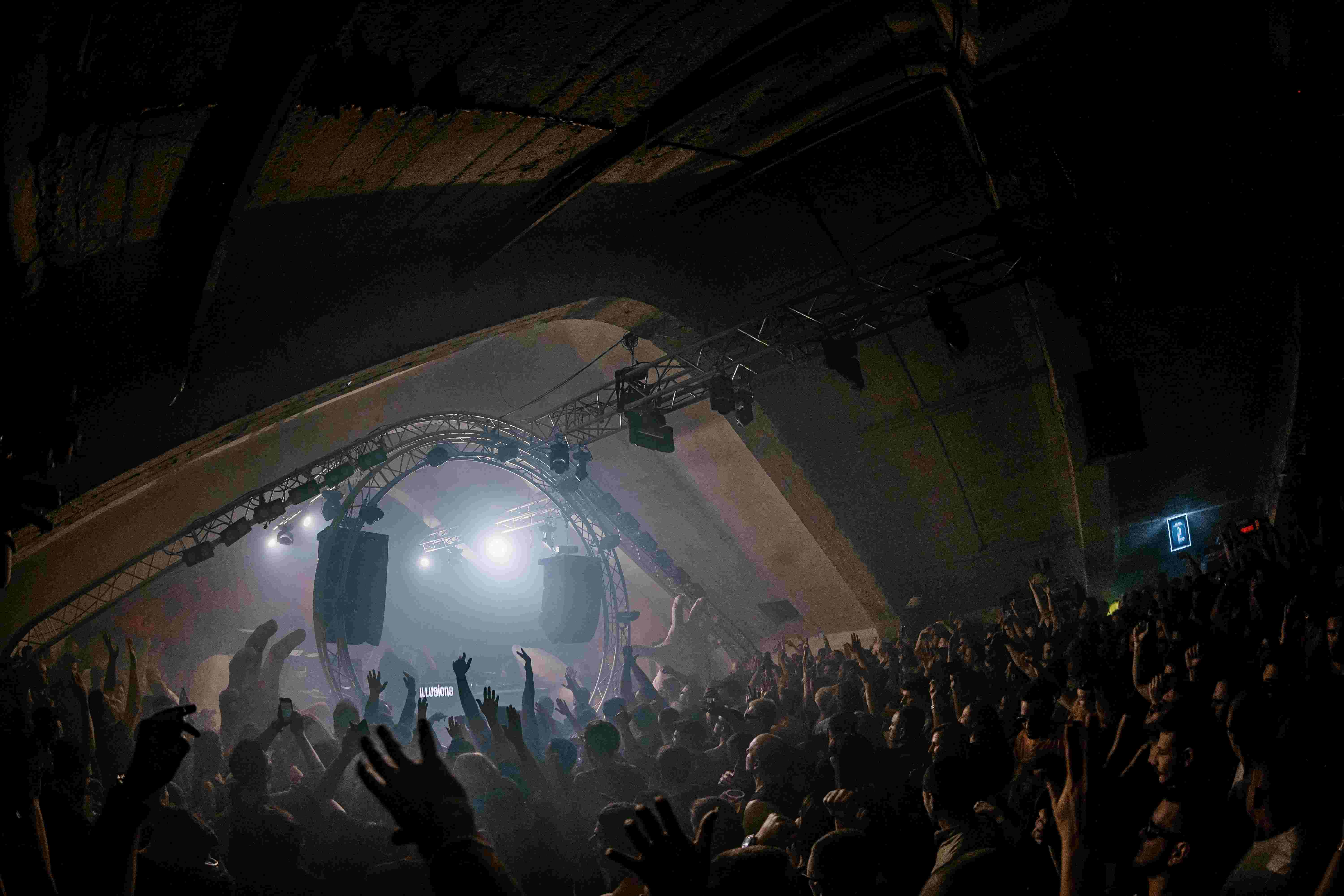 ILLUSIONS-by-EDGE-61-min